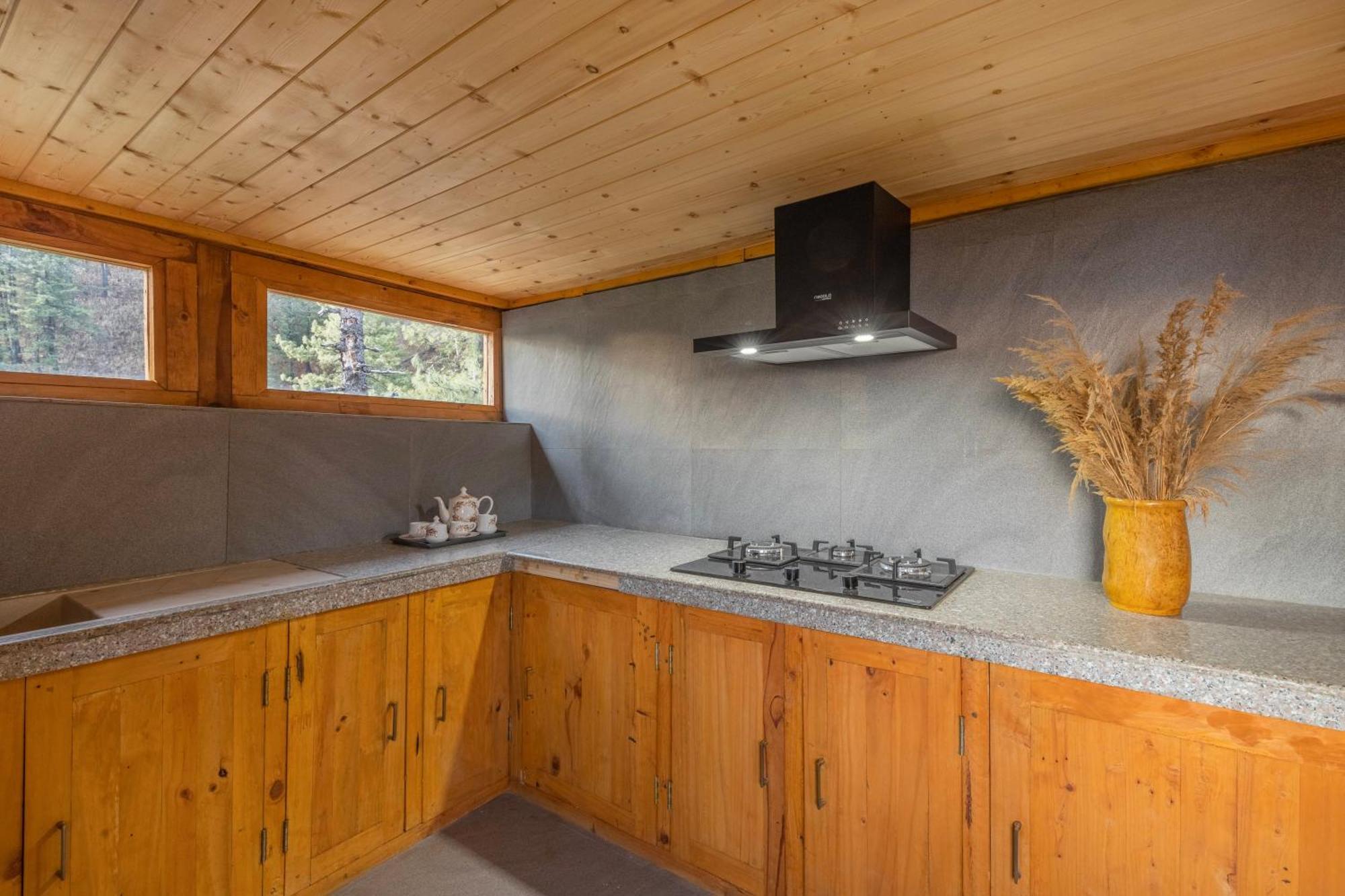 Elivaas 1 Bhk Premium Cottage With Sauna - Everly 西姆拉 外观 照片